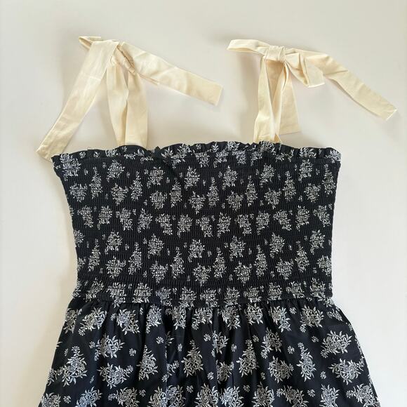 Francesca’s Miami Thalia Smocked Tie Strap Tiered Midi Dress Women’s Size Medium - Picture 3 of 10